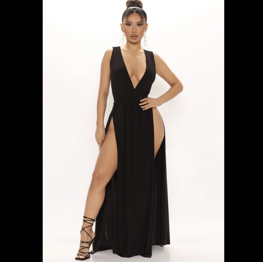 Fashion Nova Black Maxi Dress
